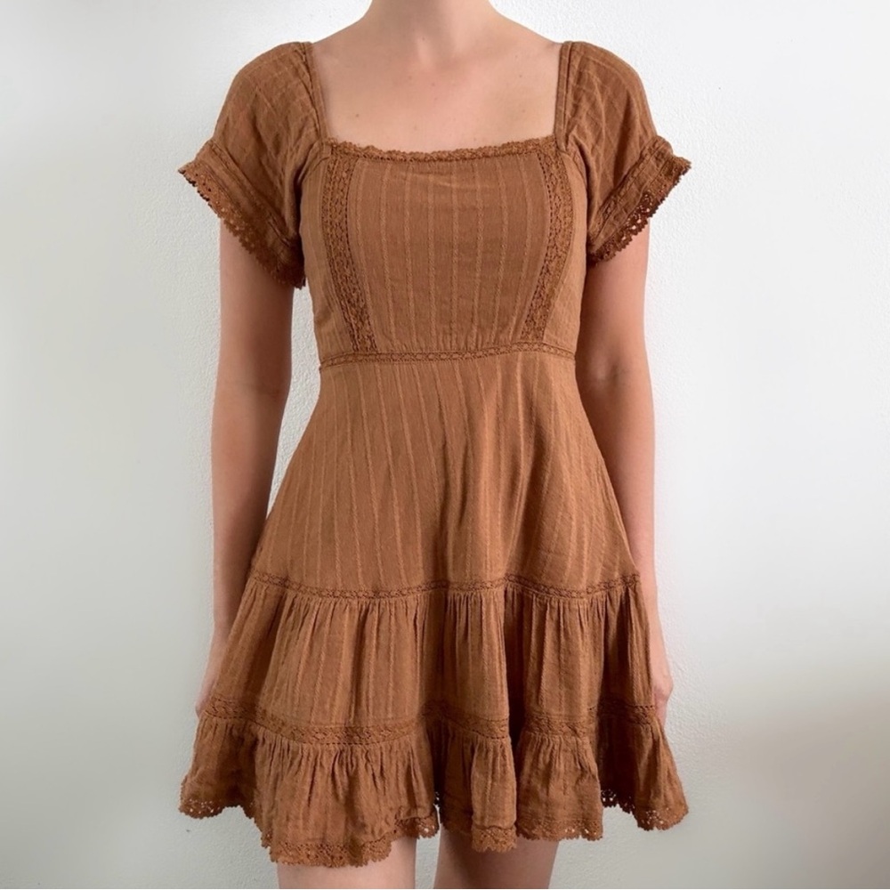 NWT American Eagle Outfitters Boho Smocked Peasant Dress in carame - Picture 4 of 4